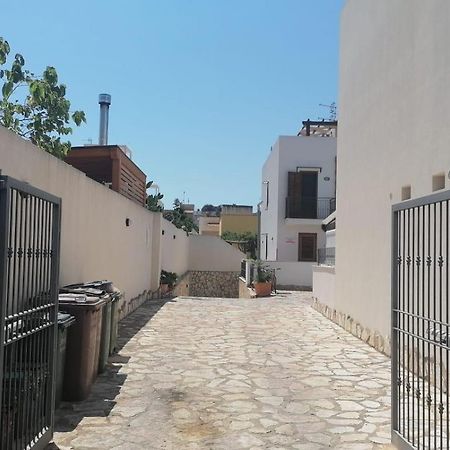 Arimondi Apartment サン・ヴィート・ロ・カーポ エクステリア 写真